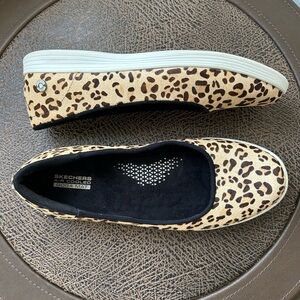 Comfy & Cute 💕Cheetah Print Slip-Ons
